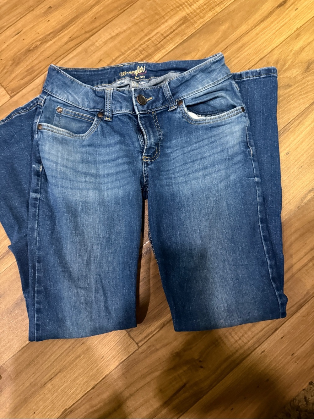 Wrangler Women's Boot Cut Jeans in Medium Blue Wash